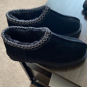 Ugg inspired Tasman slippers